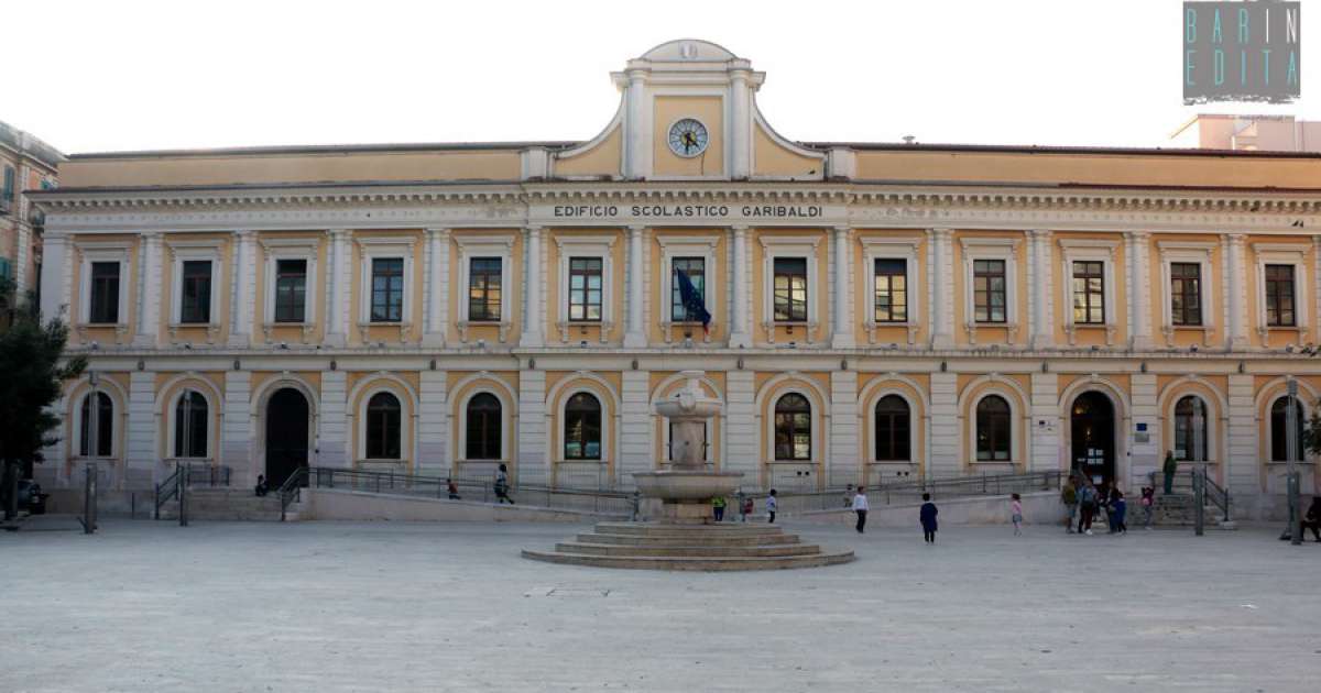 I 14 edifici scolastici pi� antichi di Bari: monumentali punti di riferimento cittadini